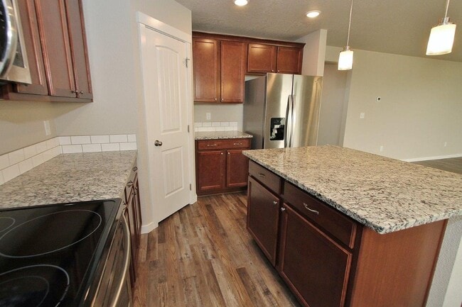 property at 715 SW Inby St