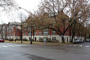 7123 N Paulina St in Chicago, IL - Foto de edificio - Building Photo