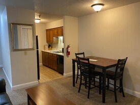 47 S Williams St, Unit 302 in Burlington, VT - Building Photo