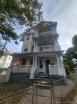 155 Congress Ave in Waterbury, CT - Building Photo