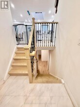 27 Manadon Dr in Toronto, ON - Building Photo - Building Photo