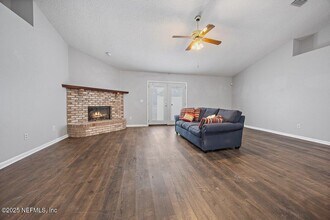 4325 Spoon Hollow Ln in Jacksonville, FL - Building Photo - Building Photo