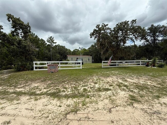 property at 31047 Scrub Oak Ln
