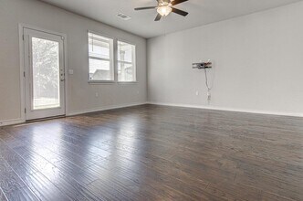 11820 Coyote Call Way in Austin, TX - Building Photo - Building Photo