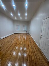 676 Jamaica Ave in Brooklyn, NY - Building Photo - Building Photo