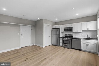 3101 Sherman Ave NW in Washington, DC - Building Photo - Building Photo