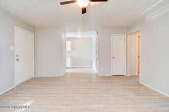 3206 Salisbury Ave in Lubbock, TX - Building Photo - Building Photo