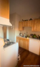 14 Alton Pl in Brookline, MA - Building Photo - Building Photo