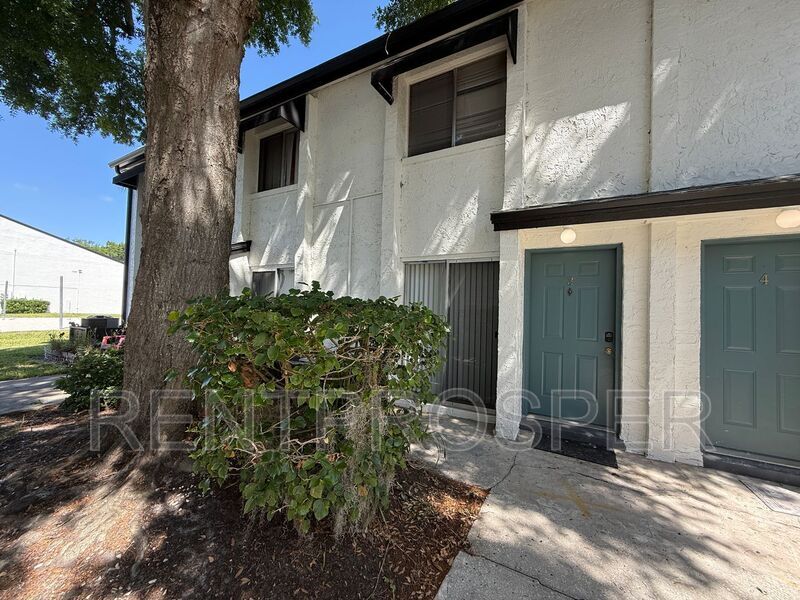 4113 S Semoran Blvd in Orlando, FL - Building Photo