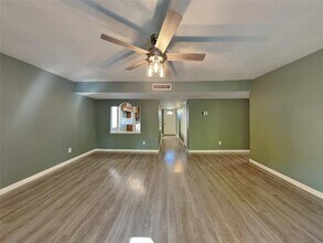 314 Nickens Rd in Garland, TX - Foto de edificio - Building Photo