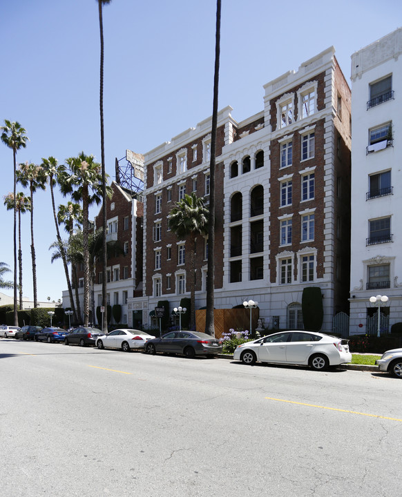 The Versailles in Los Angeles, CA - Foto de edificio