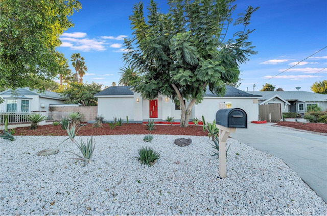 8133 Jumilla Ave, Unit Available in Winnetka, CA - Building Photo - Building Photo