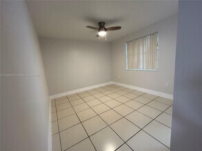 25 W 4th St in Hialeah, FL - Building Photo - Building Photo