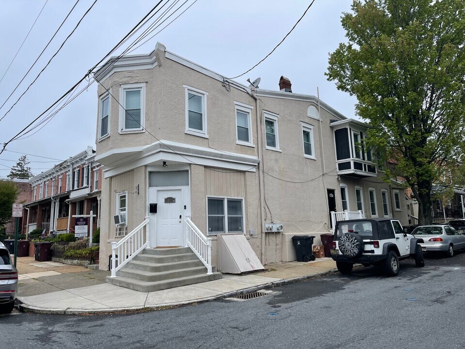 1807 W 16th St, Unit C in Wilmington, DE - Building Photo