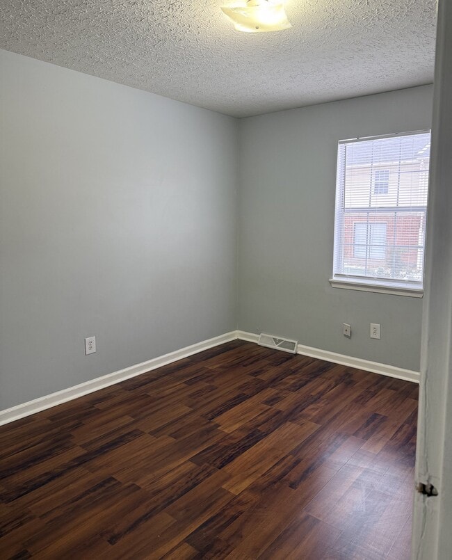 property at 16 Duiguid Dr
