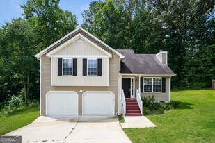 133 Danville Trail in Dallas, GA - Building Photo