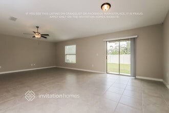 1510 Blue Rose Dr in Ruskin, FL - Building Photo - Building Photo