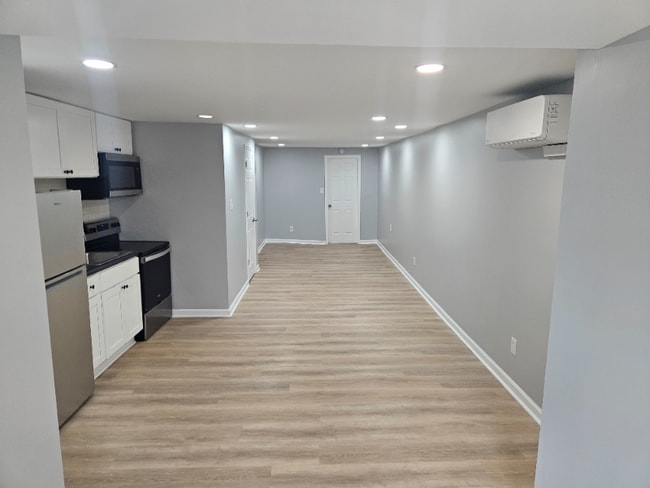 115 W Chew Ave in Philadelphia, PA - Building Photo - Building Photo