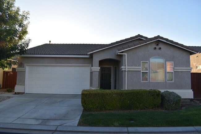 property at 805 Vía Rosa