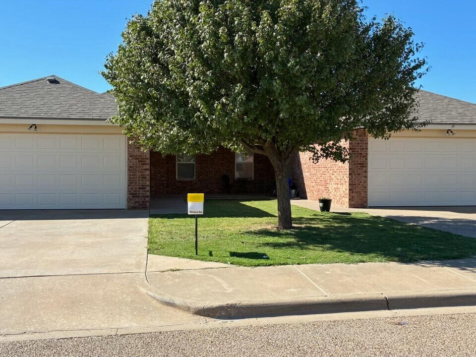 6305 34th Pl in Lubbock, TX - Building Photo