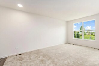 14153 Magnolia St in Cedar Lake, IN - Foto de edificio - Building Photo