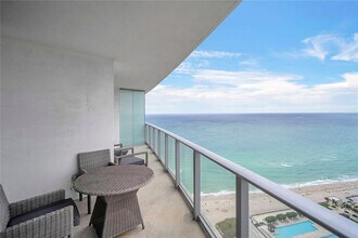 4111 S Ocean Dr in Hollywood, FL - Foto de edificio - Building Photo