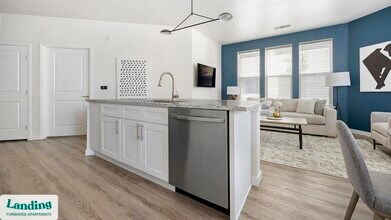 7166 W Custer Ave, Unit C-101 in Lakewood, CO - Building Photo - Building Photo