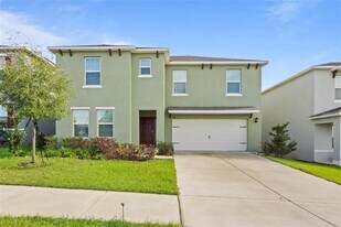 213 Sofia Ln in Lake Alfred, FL - Building Photo