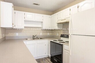 3031 Essex Dr in Fayetteville, AR - Building Photo - Building Photo