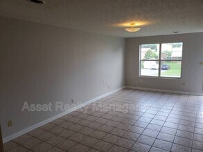 1058 Martha Glass Dr in Jefferson City, TN - Building Photo - Building Photo