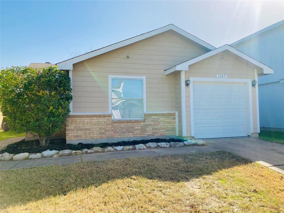 3007 Crownover St in Austin, TX - Building Photo