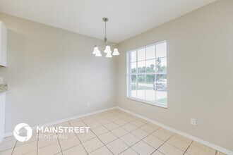 3206 51st St W in Lehigh Acres, FL - Foto de edificio - Building Photo