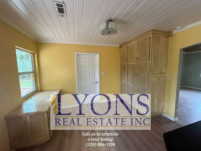 904 W 5th St in Adel, GA - Building Photo - Building Photo