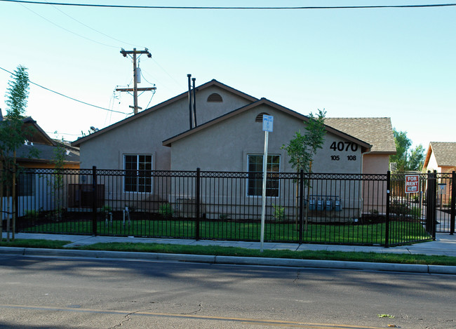 4070 E Butler Ave in Fresno, CA - Building Photo - Building Photo