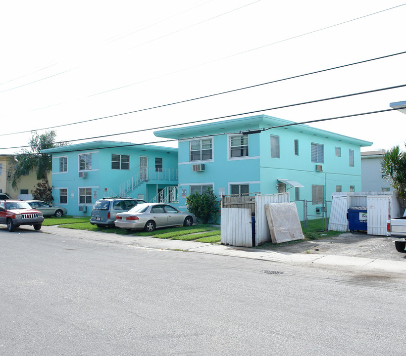 500 NE 83rd St in Miami, FL - Building Photo