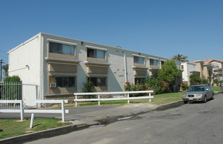 4921-4933 Rosemead Blvd Apartamentos