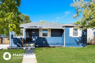 8991 Lilly Dr in Thornton, CO - Building Photo