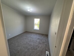 105 Riverside Ave W in Superior, MT - Building Photo - Building Photo