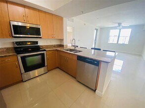 1830 Radius Dr in Hollywood, FL - Building Photo - Building Photo