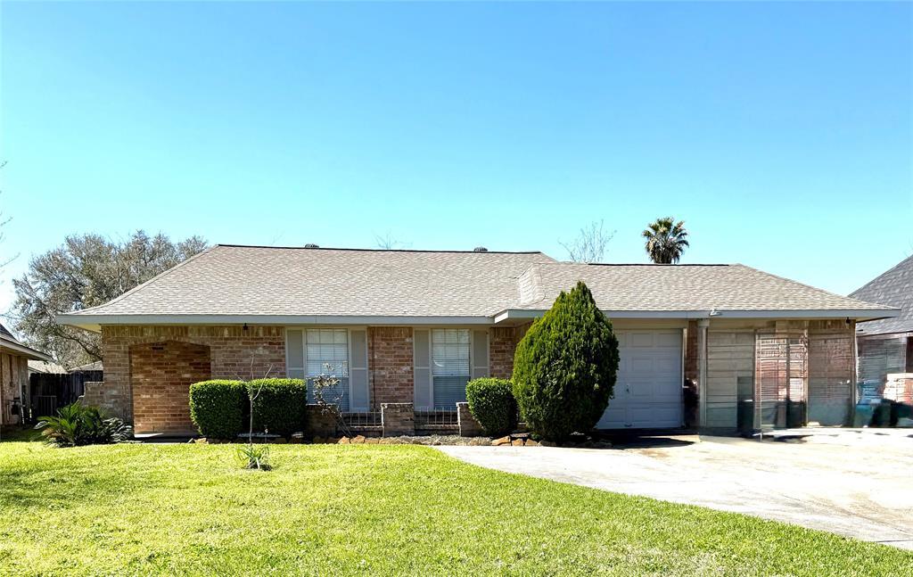 10511 Saber Ct in Houston, TX - Foto de edificio