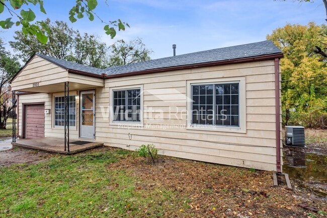 2920 W Taft St in Wichita, KS - Building Photo - Building Photo