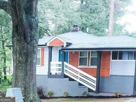 818 Lee Andrews Ave SE in Atlanta, GA - Building Photo