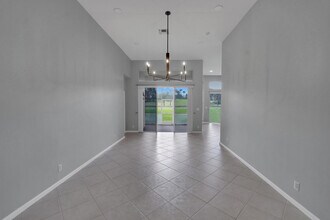 7922 Monarch Ct in Delray Beach, FL - Building Photo - Building Photo