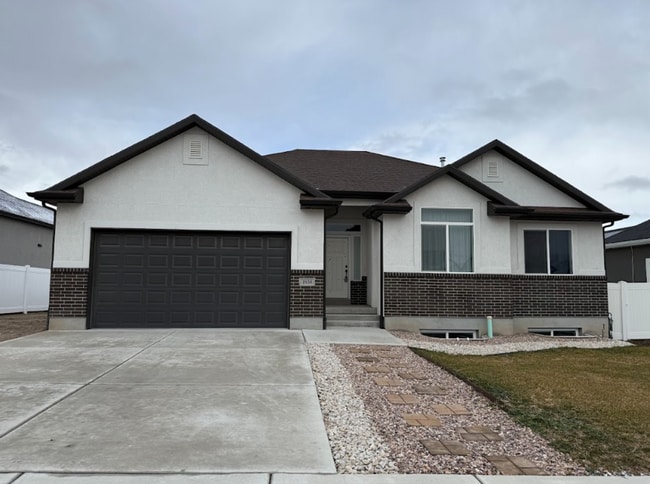 property at 1939 Mantle Wy