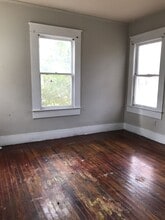 607 18th St in Alexandria, LA - Foto de edificio - Building Photo