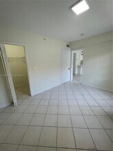 3090 Bird Ave in Miami, FL - Building Photo - Building Photo