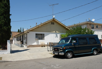 1215 N Kingsley Dr in Los Angeles, CA - Building Photo - Building Photo