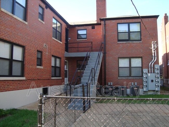 341 Des Peres Ave in St. Louis, MO - Building Photo - Building Photo