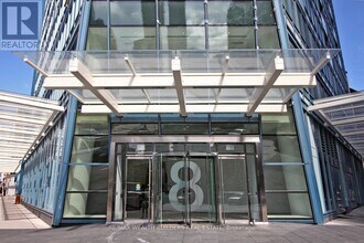 8 The Esplanade in Toronto, ON - Building Photo - Building Photo