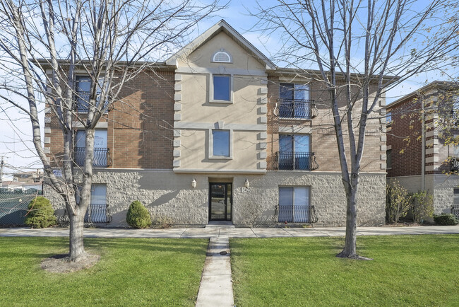 3423 Ridgeland Ave in Berwyn, IL - Building Photo - Building Photo